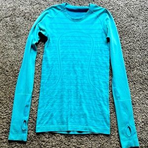 Lululemon Run Swiftly Longsleeve - size 4